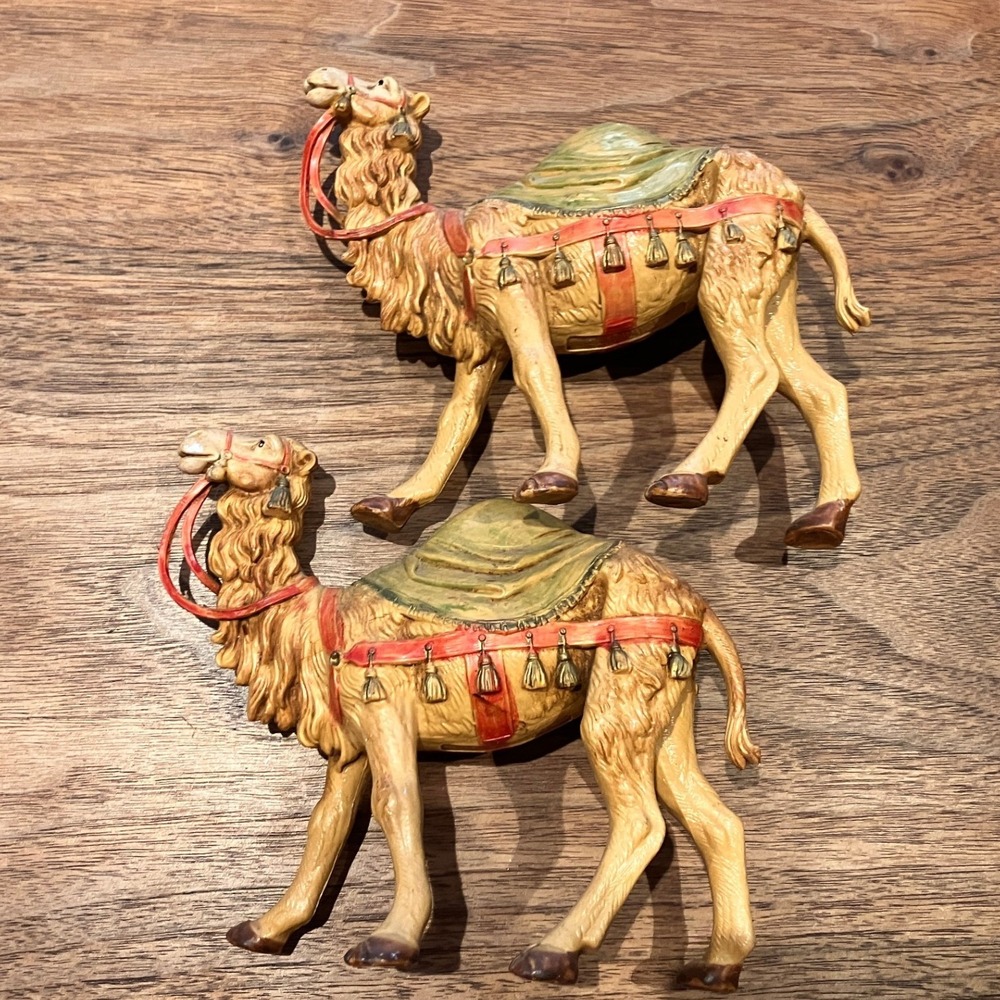 Fontanini 1992 Italy Dep 269 Nativity Camel Figurines Set of 2 Polymer Resin